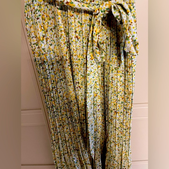 Kookkai Design by Sunida Dress - Picture 2 of 7